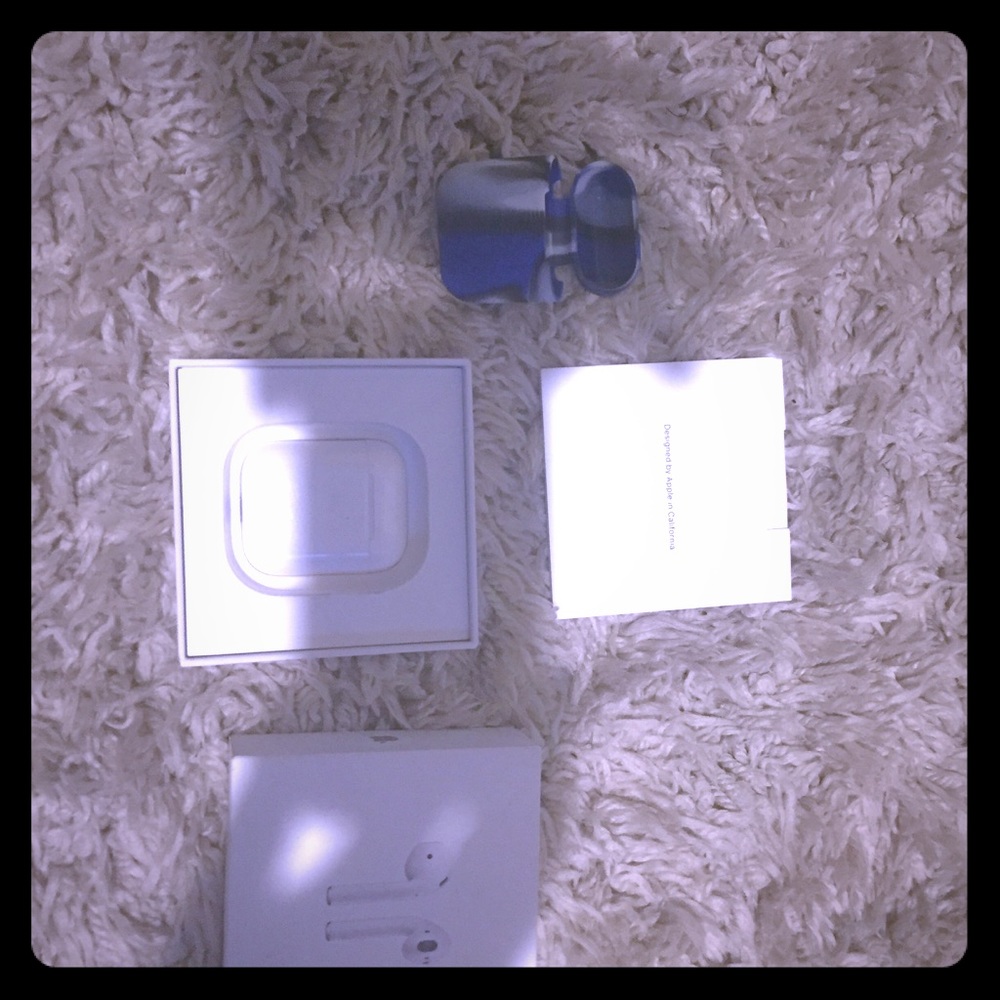 AirPods